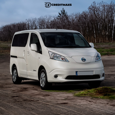 Efficiency meets performance in Nissan electric cars. Nissan electric cars